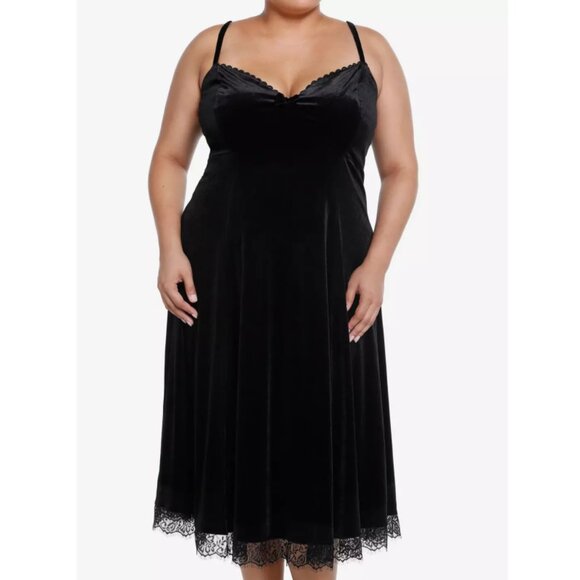 Hot Topic 2 Plus Size Cosmic Aura Black Velvet Lace Midi Dress 2X 18 20 - Picture 2 of 8